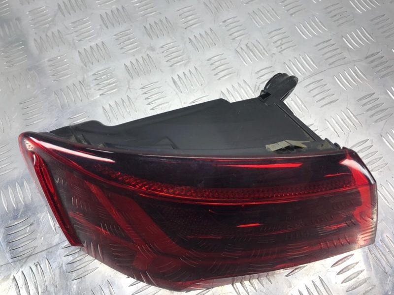 Стоп / Фонарь внешний 4G5945095E Audi A6