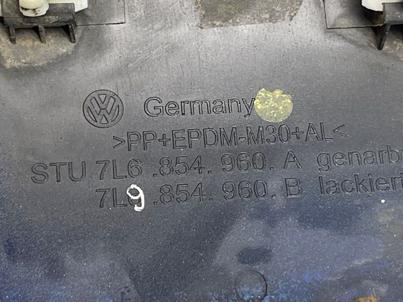Накладка крила Volkswagen Touareg