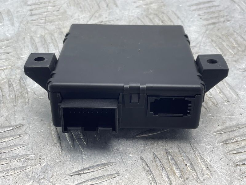 Диагностический интерфейс для шины данных (Gateway) 8R0907468P Audi Q5
