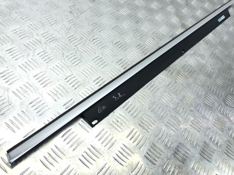 Молдинг дверей 4L0853763A Audi Q7