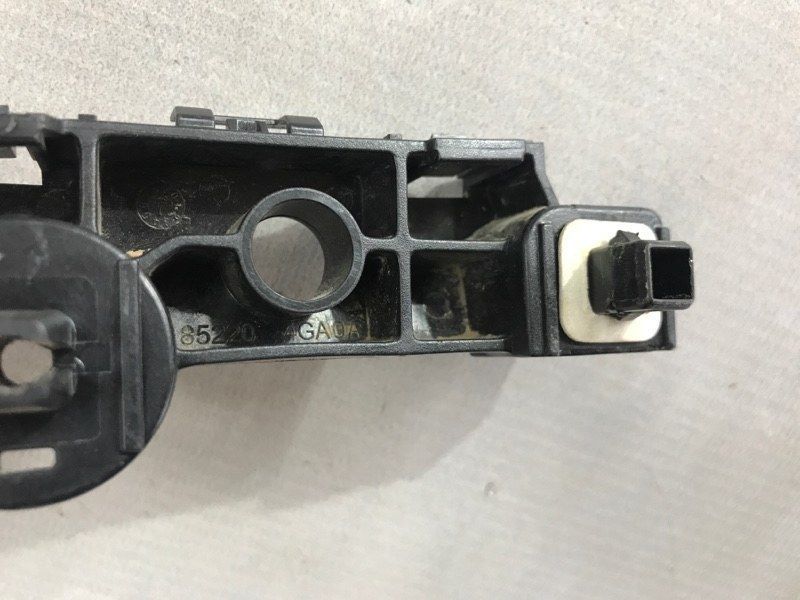 Кронштейн заднего бампера нижний 852204GA0A Infiniti Q50