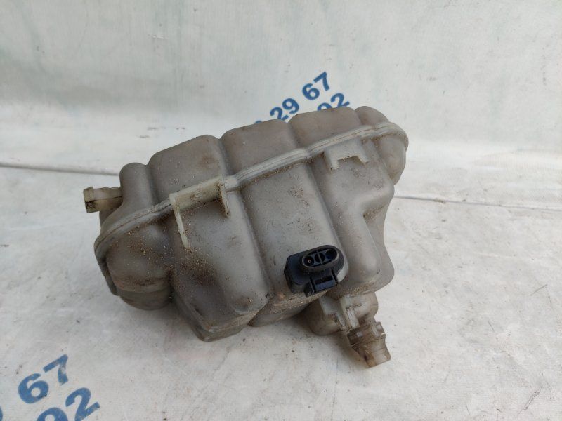 Розширювальний бачок 4G0121403D Audi A6 Audi A6, Audi A7, Audi RS7, Audi S6, Audi S7