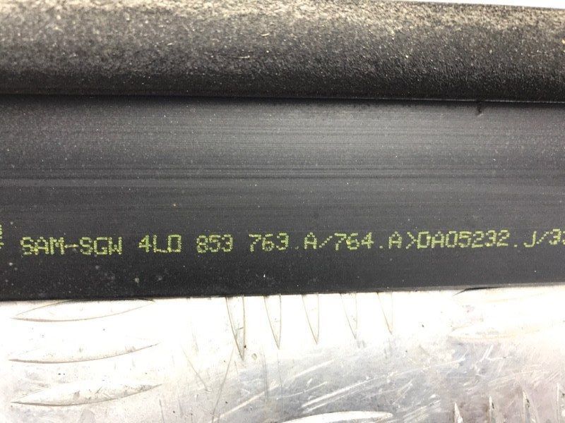 Молдинг дверей 4L0853763A Audi Q7