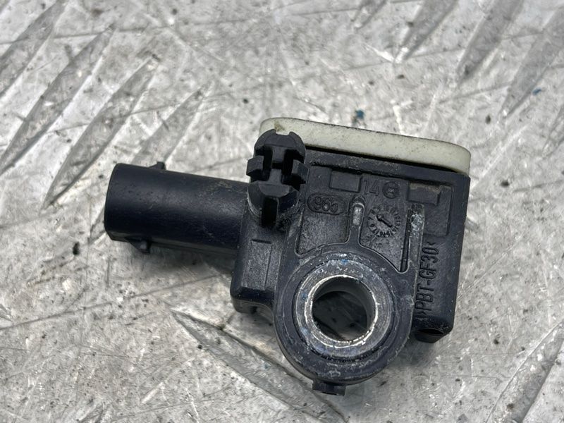 Датчик удара передний 4H0959651A Audi A6 Audi A6, Audi A7, Audi A8, Audi RS7, Audi S6, Audi S7, Audi S8