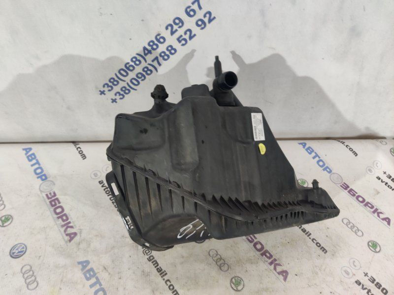 Корпус воздушного фильтра 4G0133836R Audi A6