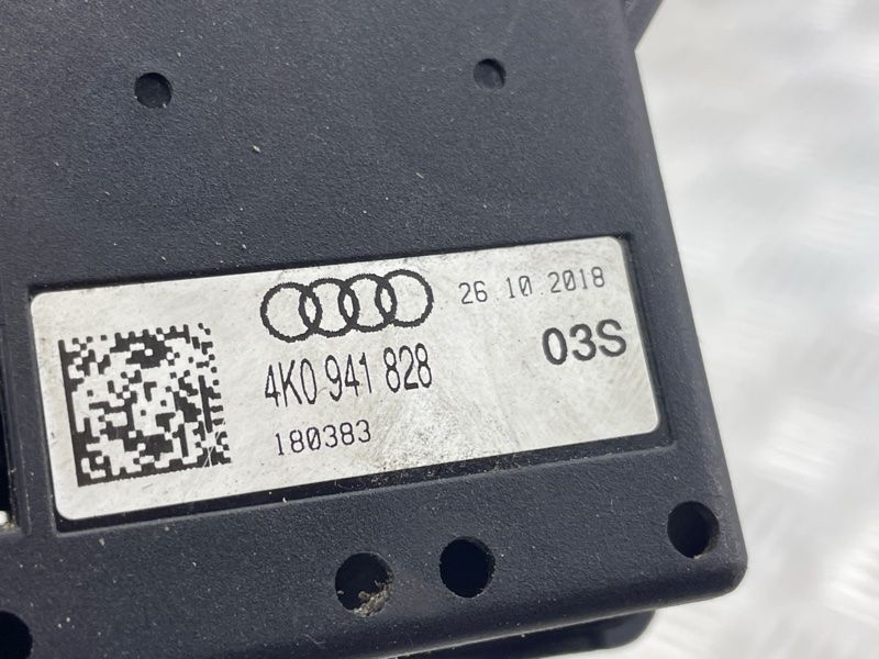 Блок розподільчий 4K0941828 Audi A6