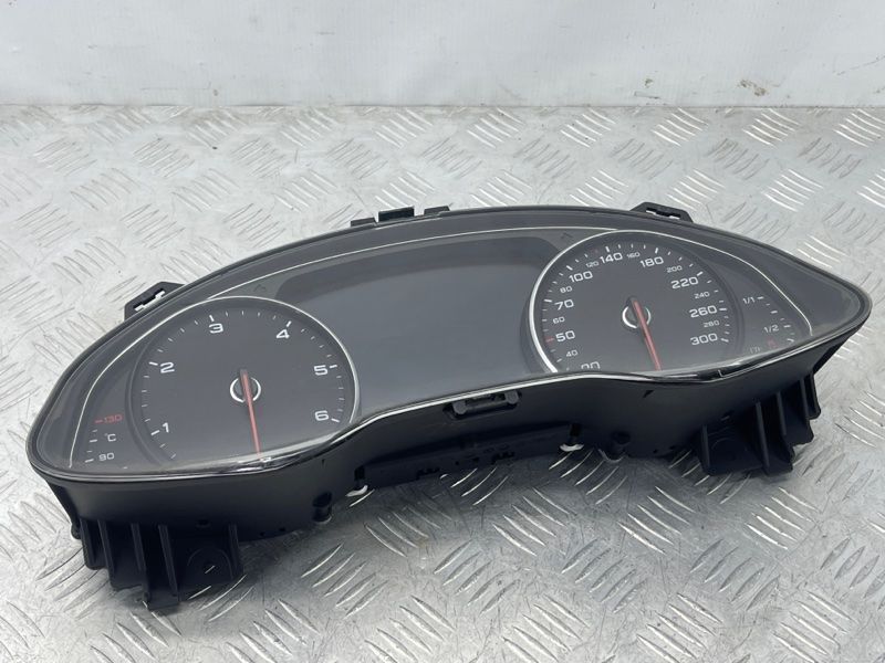 Комбінація приладів 4M0920781B Audi Q7