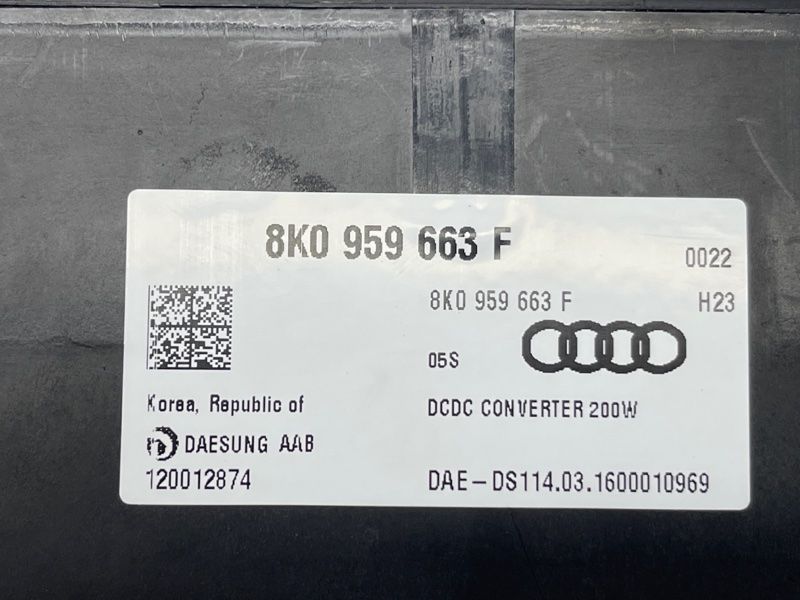 Стабілізатор напруги Audi A6