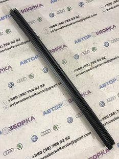 Молдинг стекла 7P0839471 Volkswagen Touareg