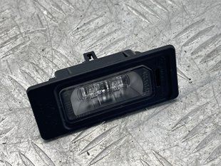 Светодиодная подсветка номерного знака 4G0943021 Audi A6 Audi A3 Sportback e-tron, Audi A3, Audi A4, Audi A4 Allroad, Audi A5, Audi A6, Audi A7, Audi Q3, Audi Q5, Audi Q7, Audi RS5, Audi RS7, Audi S3, Audi S4, Audi S5, Audi S6, Audi S7, Audi SQ5, Audi TT, Audi TT RS, Audi TTS