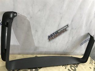 Обшивка задней крышки Ляда 7P6867603 Volkswagen Touareg