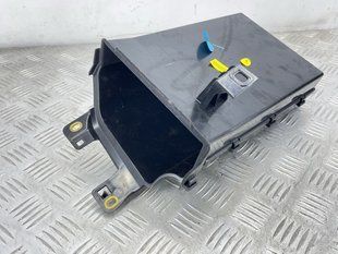 Бардачок / Вещевой ящик 4K1857925 Audi A6