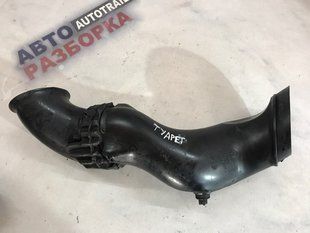 Патрубок повітряного фільтра 7P6129609A Volkswagen Touareg