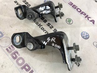 Петля дверей Ford Edge