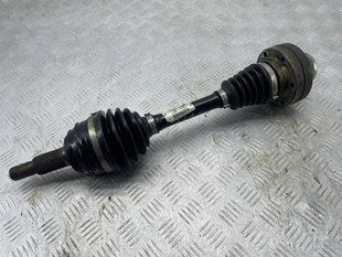 Піввісь 7P0407271C Audi Q7