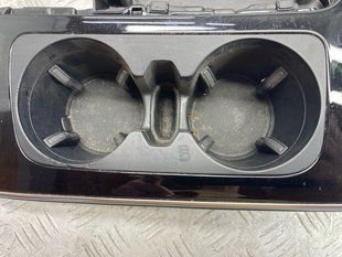 Підстаканник 4M08625346PS Audi Q7