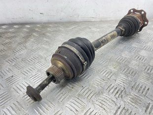 Привідний вал передній 4G0407271F Audi A7 Audi A6, Audi A7, Audi A8, Audi Q5, Audi RS7, Audi S6, Audi S7, Audi S8, Audi SQ5