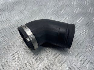 Патрубок интеркулера 1K0146838AG Volkswagen Tiguan
