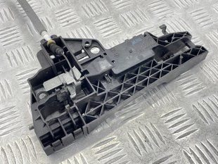 Кронштейн ручки 4M0837886A Audi Q7