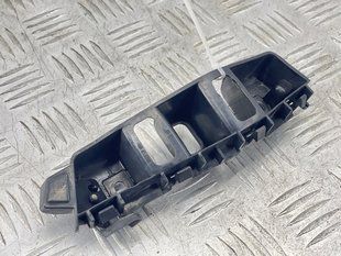 Направляюча переднього бампера 7P6807184F Volkswagen Touareg