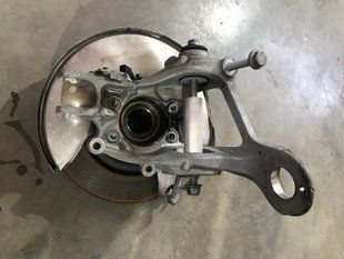 Поворотный кулак / Цапфа с подшипником 8K0505432AR Audi A6