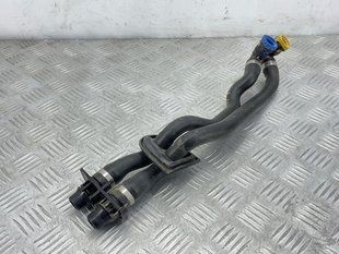Шланг системи охолодження 31338213 Volvo XC60