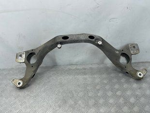 Кронштейн опори двигуна 7P0199207 Volkswagen Touareg