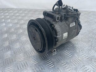 Компресор кондиціонера 4E0260805AR Audi Q7