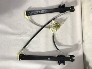 Склопідйомник 4M0839461A Audi Q7