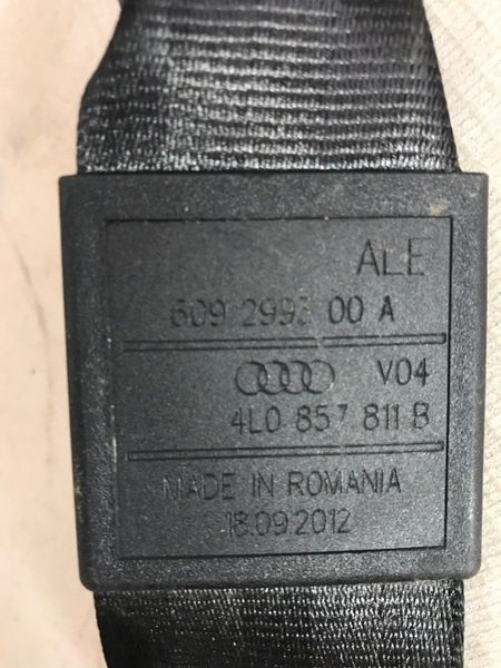 Ремень безопасности 4L0857811BV04 Audi Q7