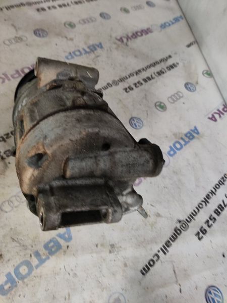Компресор кондиціонера DA8319D629AE Ford Flex