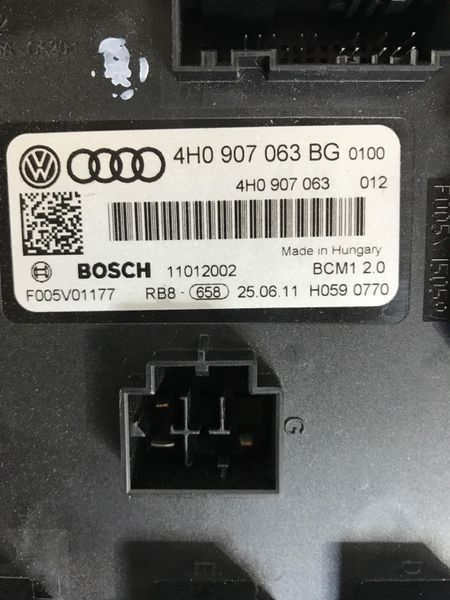 Блок керування бортовою мережею 4H0907063BG Audi A7
