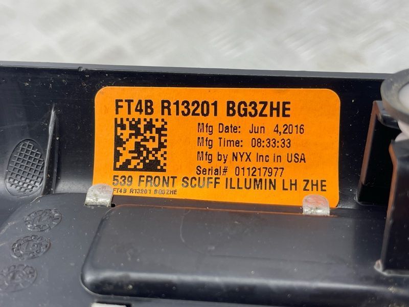 Накладка порога FT4BR13201BG3ZHE Ford Edge
