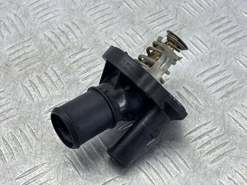 Корпус термостата 3M4Z8575B Ford Fusion