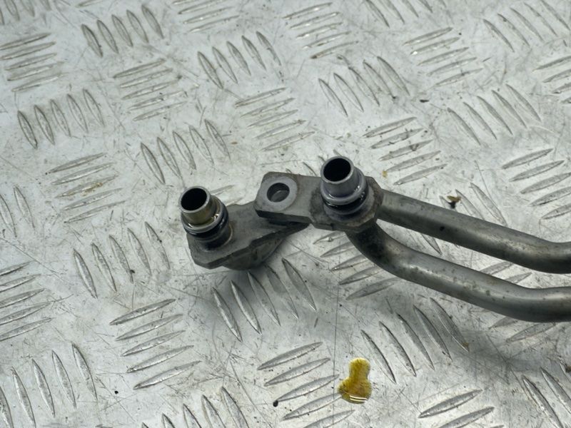 Напірний маслопровід АКПП 7L8317801G Audi Q7