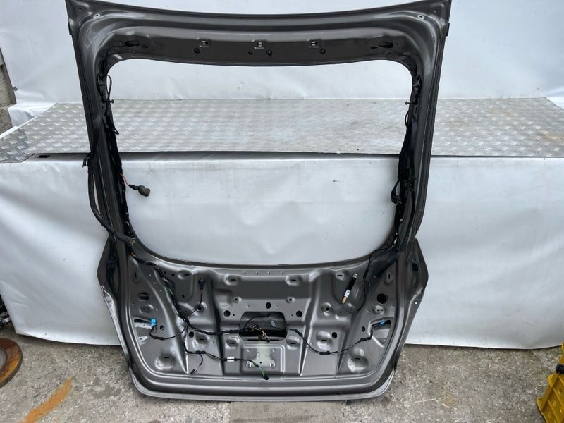Кришка багажника 4G8827025B Audi A7