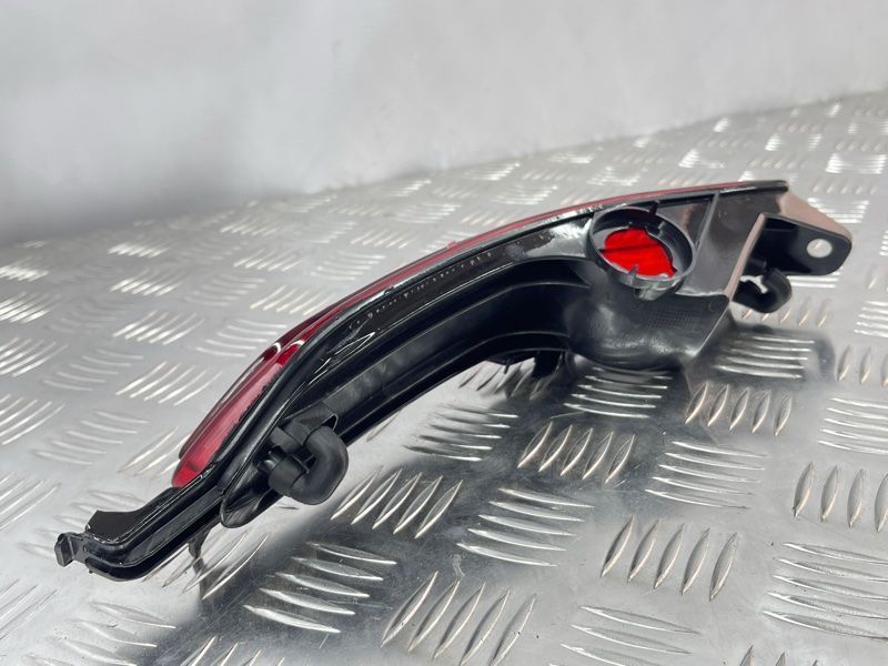 Фонарь противотуманный 7P6945701D Volkswagen Touareg