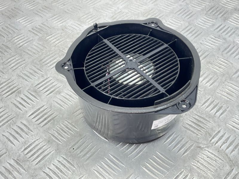 Динамік дверей BOSE 4f0035415b Audi Q7