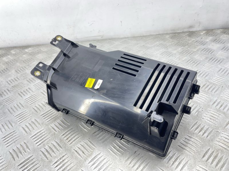 Бардачок / ящик для речей 4K1857925 Audi A6