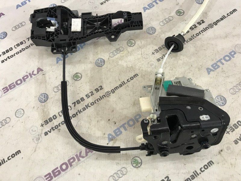 Замок дверей 8J1837016D Audi Q7