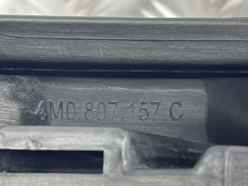 Воздуховод бампера 4M0807157C Audi Q7