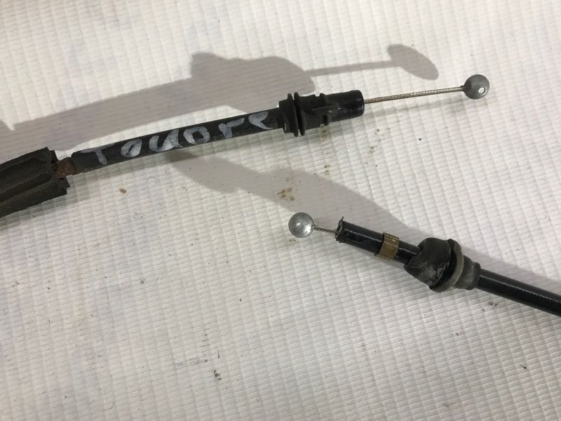 Трос капота 7P6823535 Volkswagen Touareg