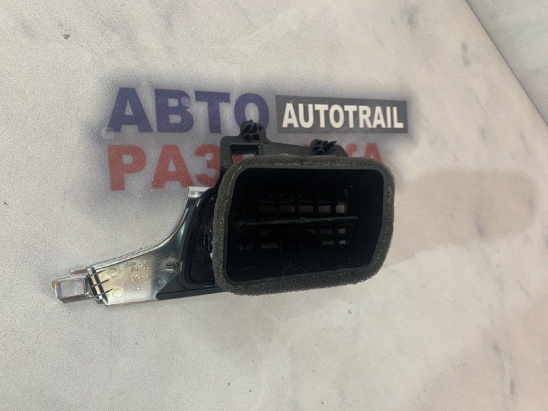 Дефлектор повітропроводу 4G1820901E6PS Audi A7