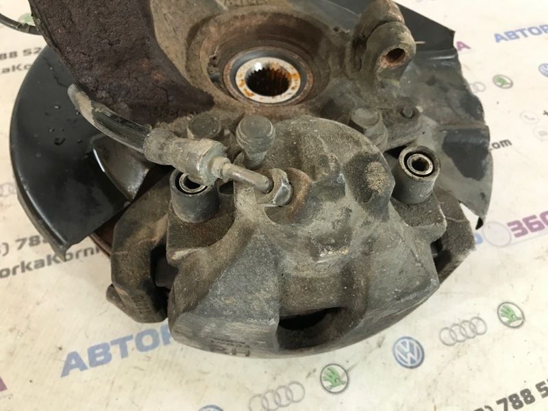 Суппорт тормозной Ford Escape