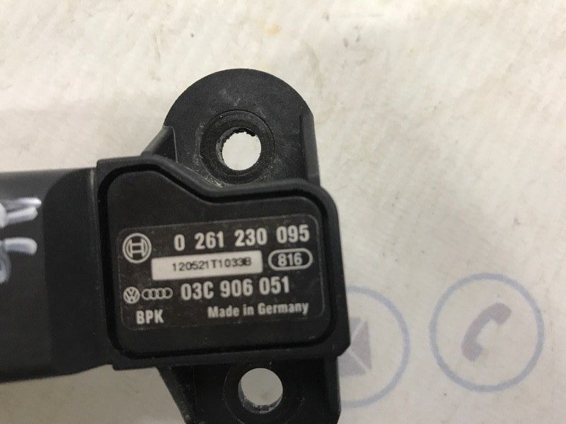 Датчик абсолютного тиску (MAP) 03C906051 Audi A6 Audi A4, Audi A5, Audi A6, Audi A7, Audi A8, Audi Q5, Audi Q7, Audi RS5, Audi S4, Audi S5, Audi SQ5, Volkswagen Beetle, Volkswagen Golf, Volkswagen Jetta, Volkswagen Passat, Volkswagen Rabbit, Volkswagen Touareg