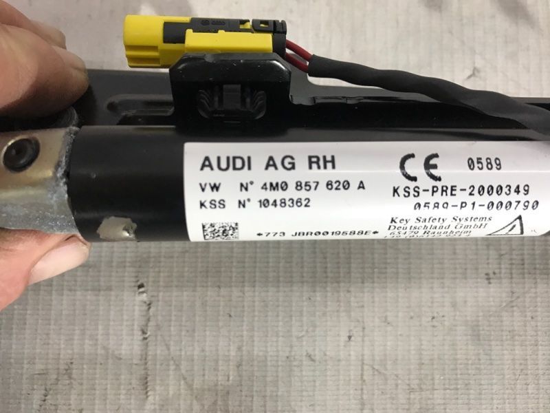 Ремень безопасности 4M0857706EV04 Audi Q7