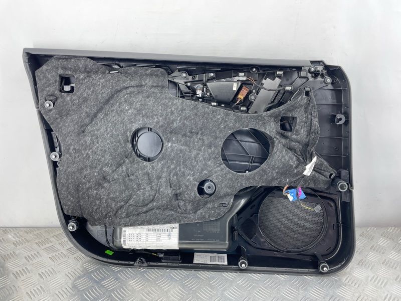 Обшивка дверей 4G8867106 Audi A7