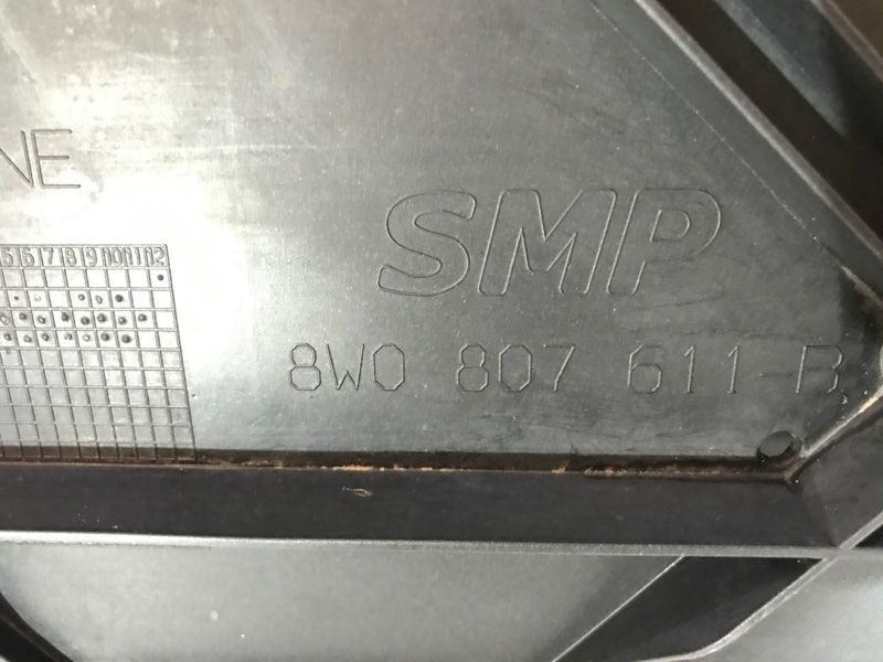 Захист бампера 8W0807611B Audi A4 Allroad
