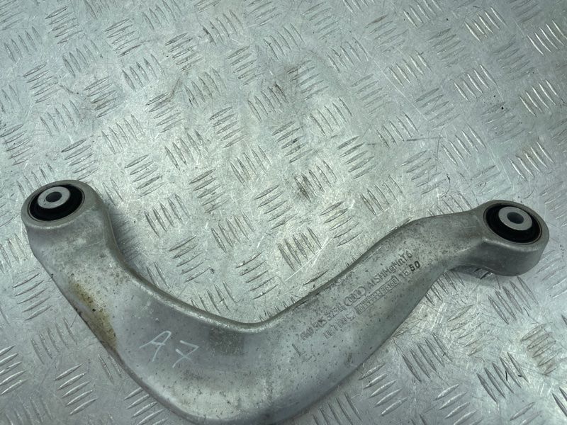 Рычаг задней подвески поперечный верхний левый 8K0505323H Audi A7 Audi A4, Audi A4 Allroad, Audi A5, Audi A6, Audi A7, Audi A8, Audi Q5, Audi RS5, Audi RS7, Audi S4, Audi S5, Audi S6, Audi S7, Audi S8, Audi SQ5