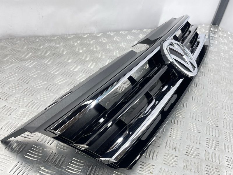 Решетка бампера 5NA853653 Volkswagen Tiguan